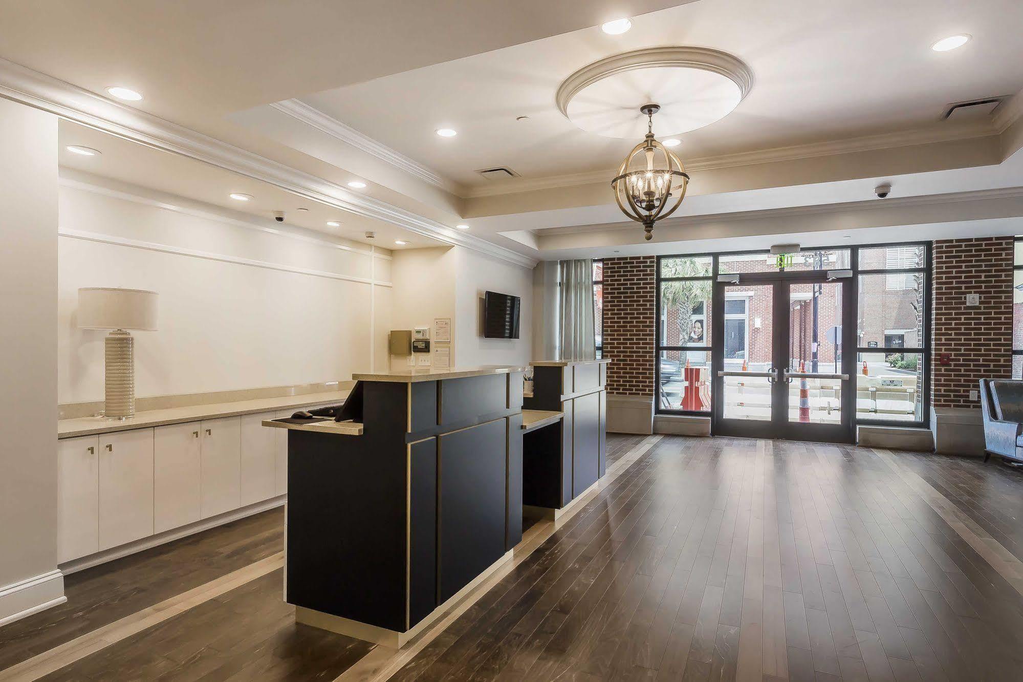 King 583 Hotel Charleston Exterior photo